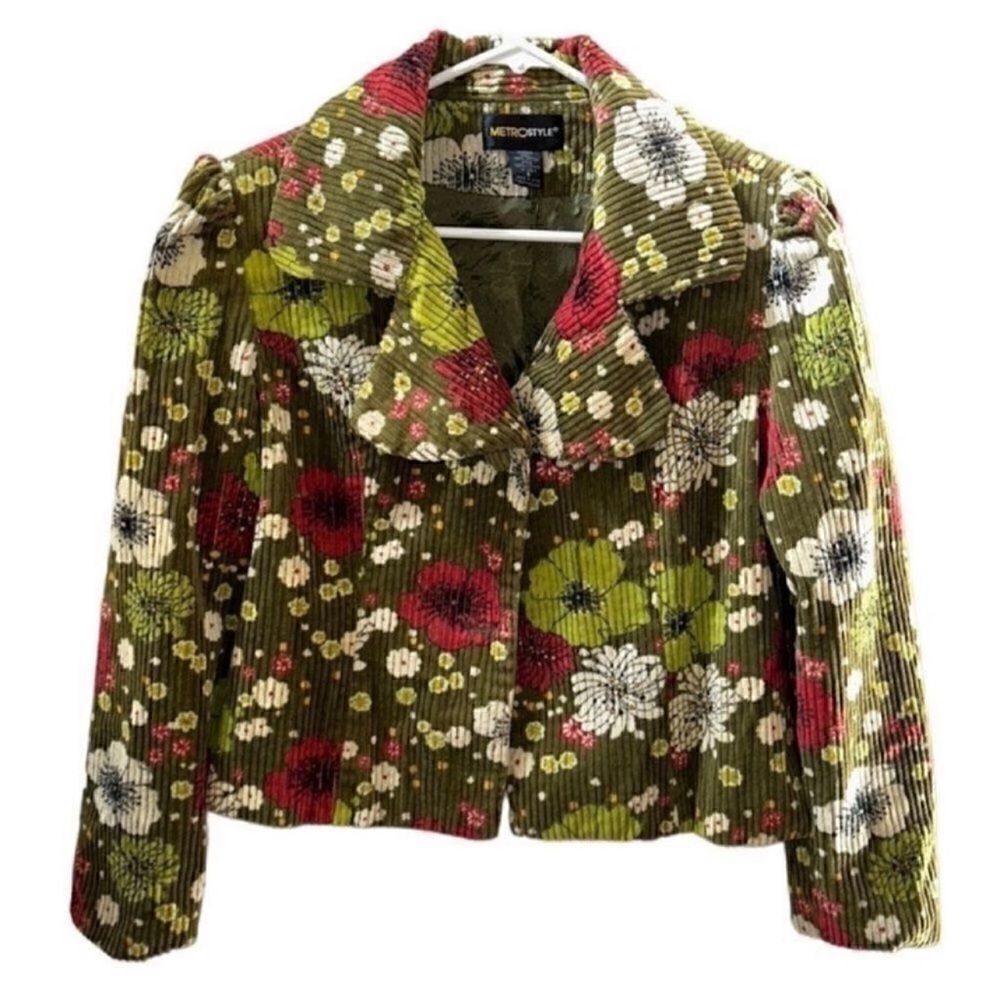 Metro style Floral Jacket (Size Medium)